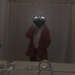 Meet your Posher, Alondra